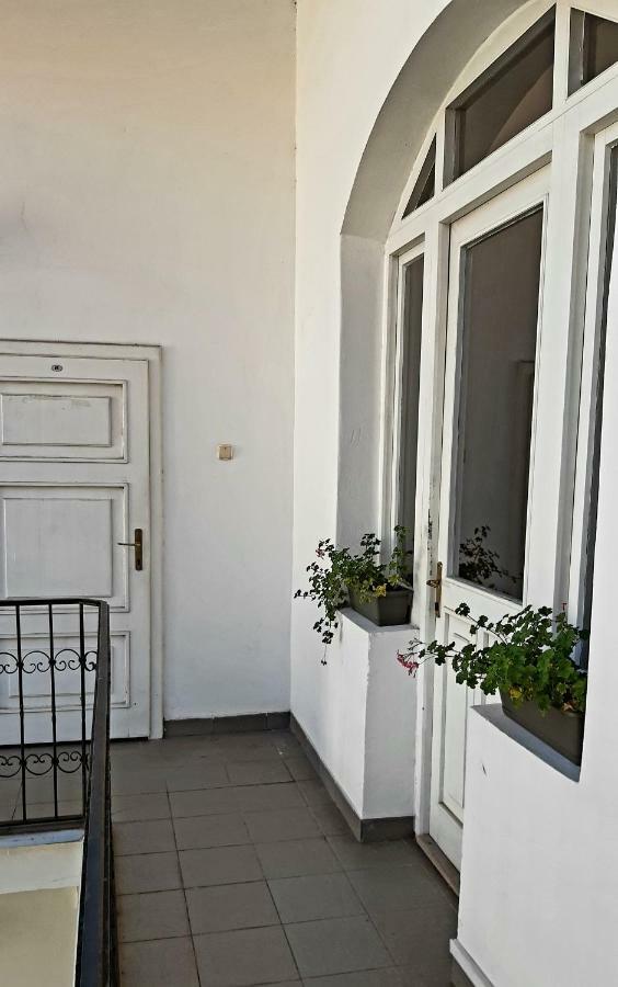 كَشّا Big Modern Doubleroom Near Cathedral المظهر الخارجي الصورة